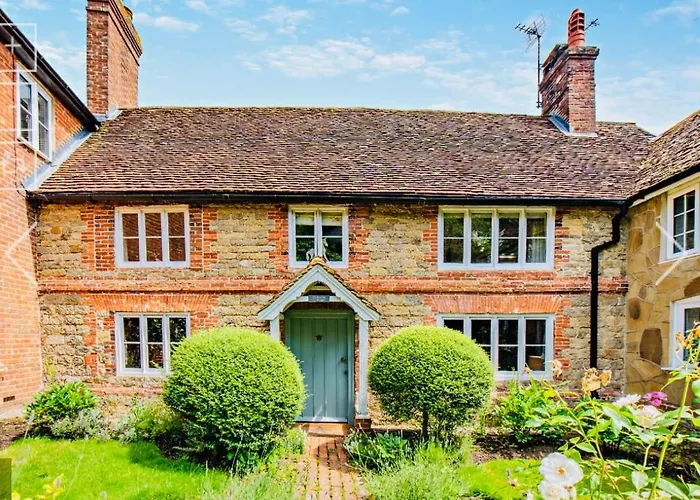 Super Host Large Luxury Cottage South Downs Park