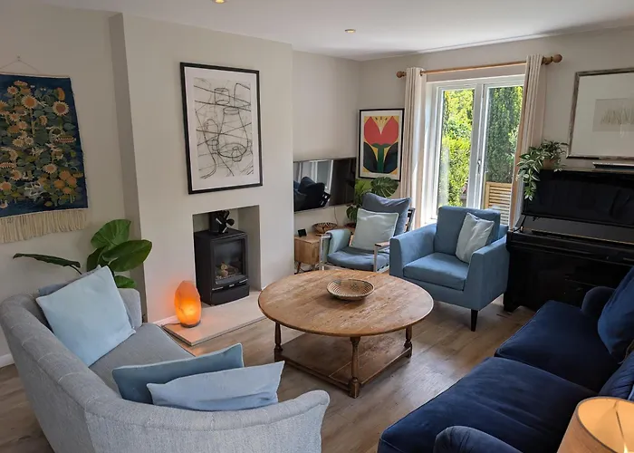 Lewes Heights Is A Spacious Modern Luxury Home With Stunning Views